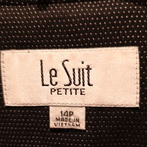 FINAL PRICE Le Suit Black Seamed Patterned 2-pc Skirt Suit w Silver Buttons 14P